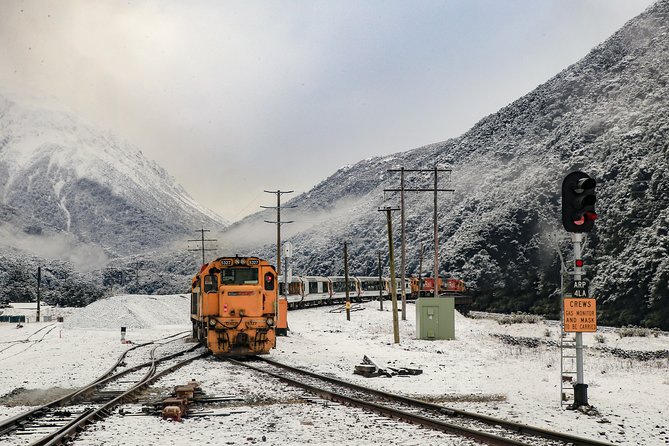 TranzAlpine Train Journey: Christchurch to Greymouth - Beech Rain Forest to Greymouth: Coastline Shift