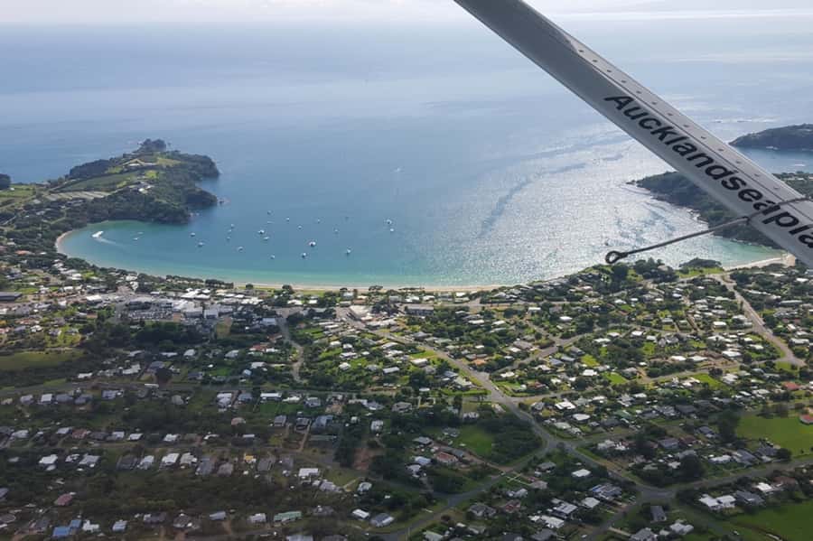 Waiheke Island: 30-Minute Scenic Flight - Auckland city, Rangitoto Volcano, and the Waitematā Harbour from above