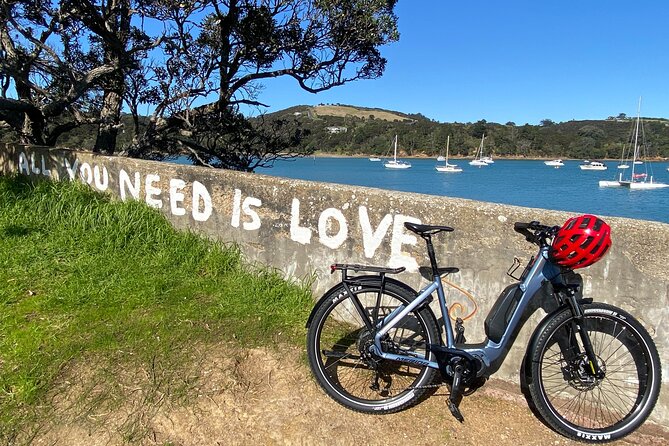 Waiheke Island Bush & Beach Walk - Lunch included: making the half-day feel worth it