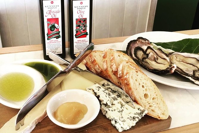 Waiheke Island Gourmet Food and Wine Tour - Lunch, oysters, and what is actually included in your plate