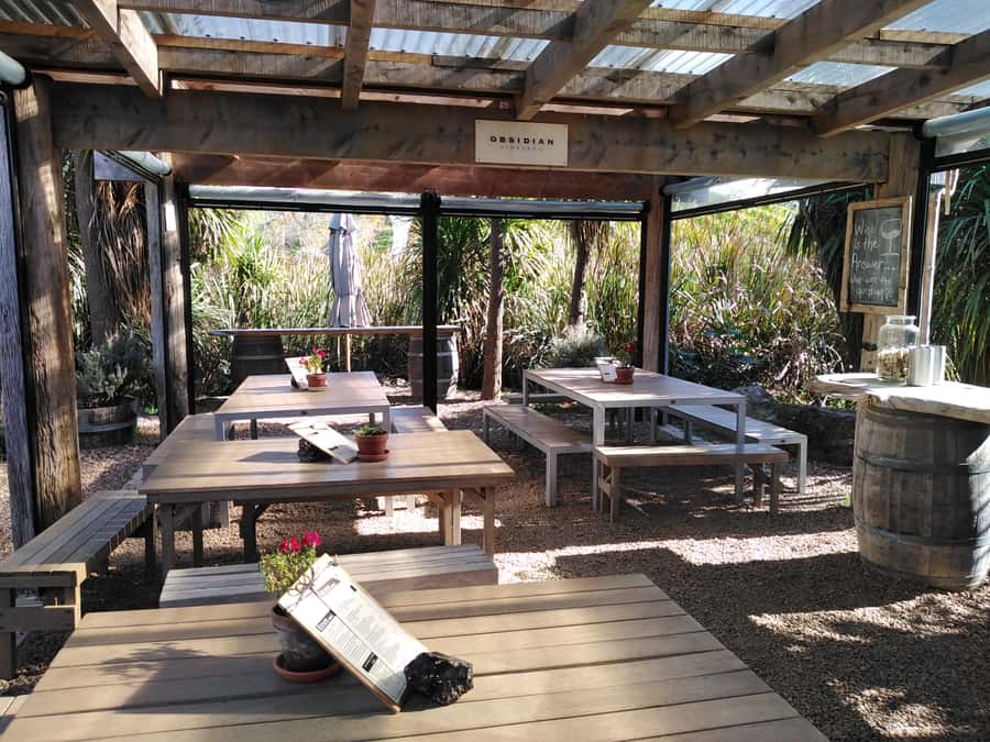Waiheke Island: The Essence of Waiheke Wine Tour - Scenic drive with a real guide: what makes the island part feel worth it