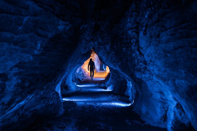 Waitomo Glowworm & Ruakuri Twin Cave - Private Tour From Auckland - Lunch in Otorohanga: a simple break you will actually need
