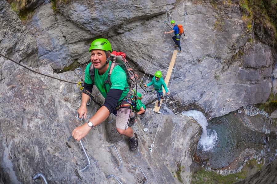 Wanaka: 2-Hour Beginner Waterfall Cable Climb - Meeting Wildwire Wanaka at the locked gate: where the day starts