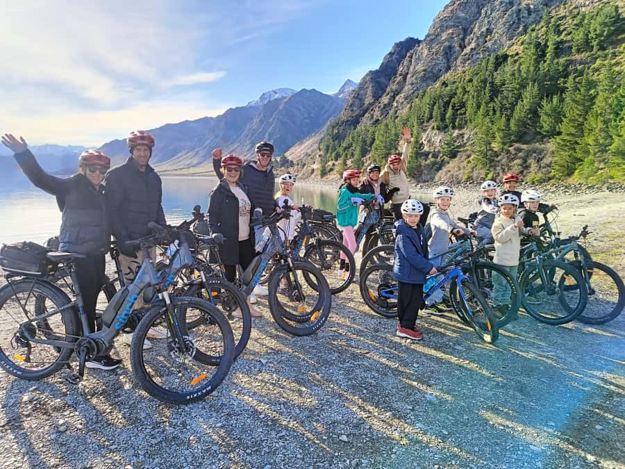 Wānaka And Hāwea: Trail Ride on Bike or E-Bike - Entering the Hāwea to Wānaka flow with a shuttle start