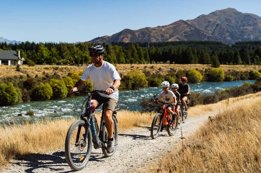 Wānaka: Gladstone Track and Wanaka Trails on Bike or eBike - Price and value: is $86 per person fair for what you get?