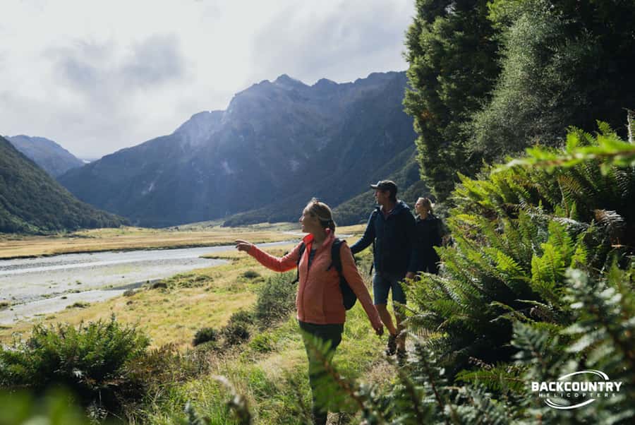 Wānaka: Heli Siberia Max - Helicopter Flight, Hike, Jet Boat - Why the Siberia Valley hike feels special even though it is self-guided