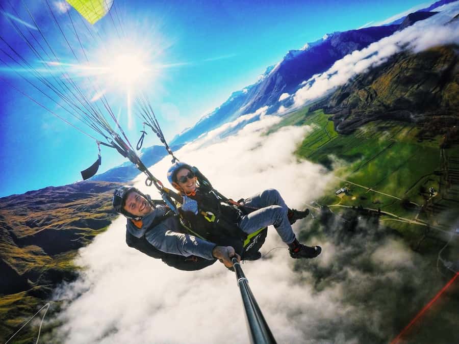 Wanaka: Tandem Paragliding Experience - From the Wanaka landing field to Pub Corner in about an hour