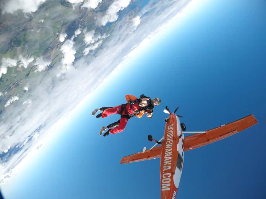 Wanaka: Tandem Skydive Experience - Meeting the team at the drop zone and getting geared up