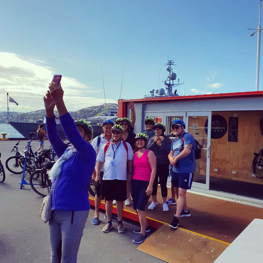 Wellington: Easy Rider Guided eBike Tour - Te Papa, funiculars, and the coast you can feel in your bones