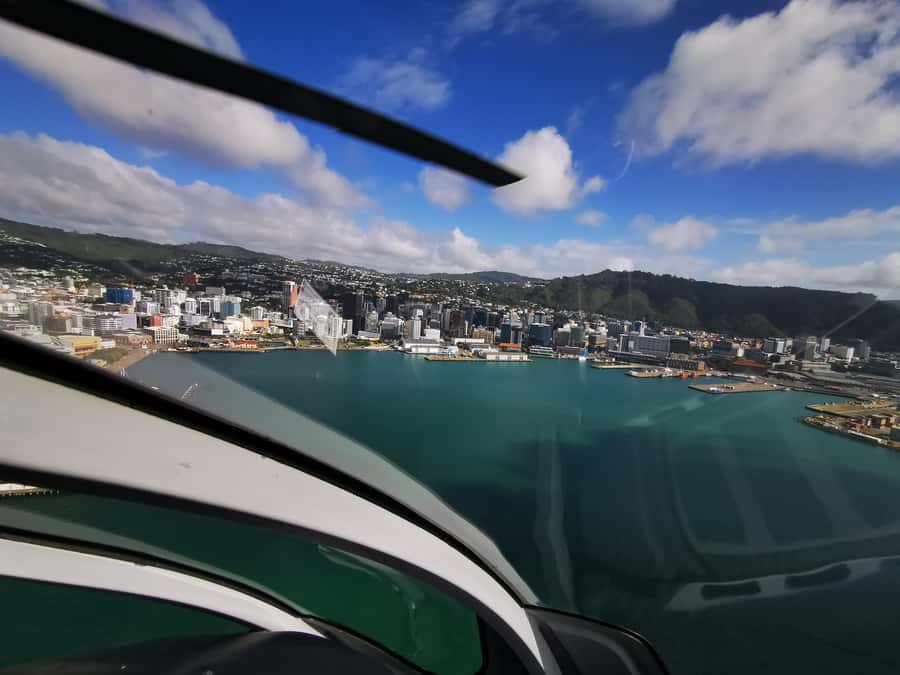 Wellington Helicopter Scenic Flight - From briefing to takeoff: what the start is really like