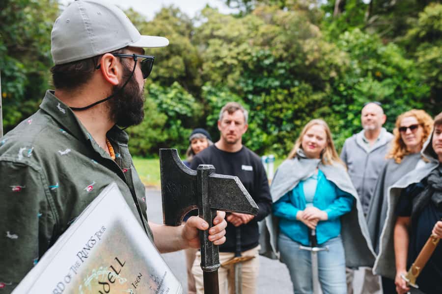 Wellington: Original LOTR Full-Day Tour with Weta & Lunch - Price and value: what $194 buys you in Wellington