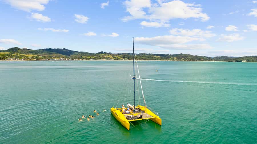 Whitianga: Sailing Trip to Cathedral Cove - Flaxmill Bay to Mercury Bay: the easy start you’ll appreciate